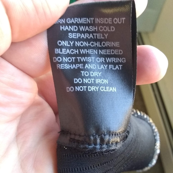 NWOT Sparkly bodycon Three Pink Hearts dress - Picture 7 of 7